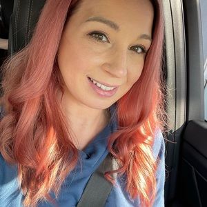 Meet your Posher, Andrea